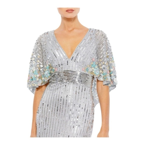 Mac Duggal Sequined V Neck Floral Embellished Cape Sleeve Gown NWT - Picture 3 of 8